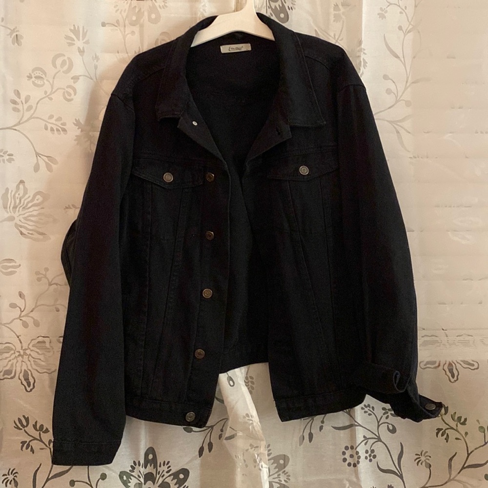 Oversized black denim jacket size medium